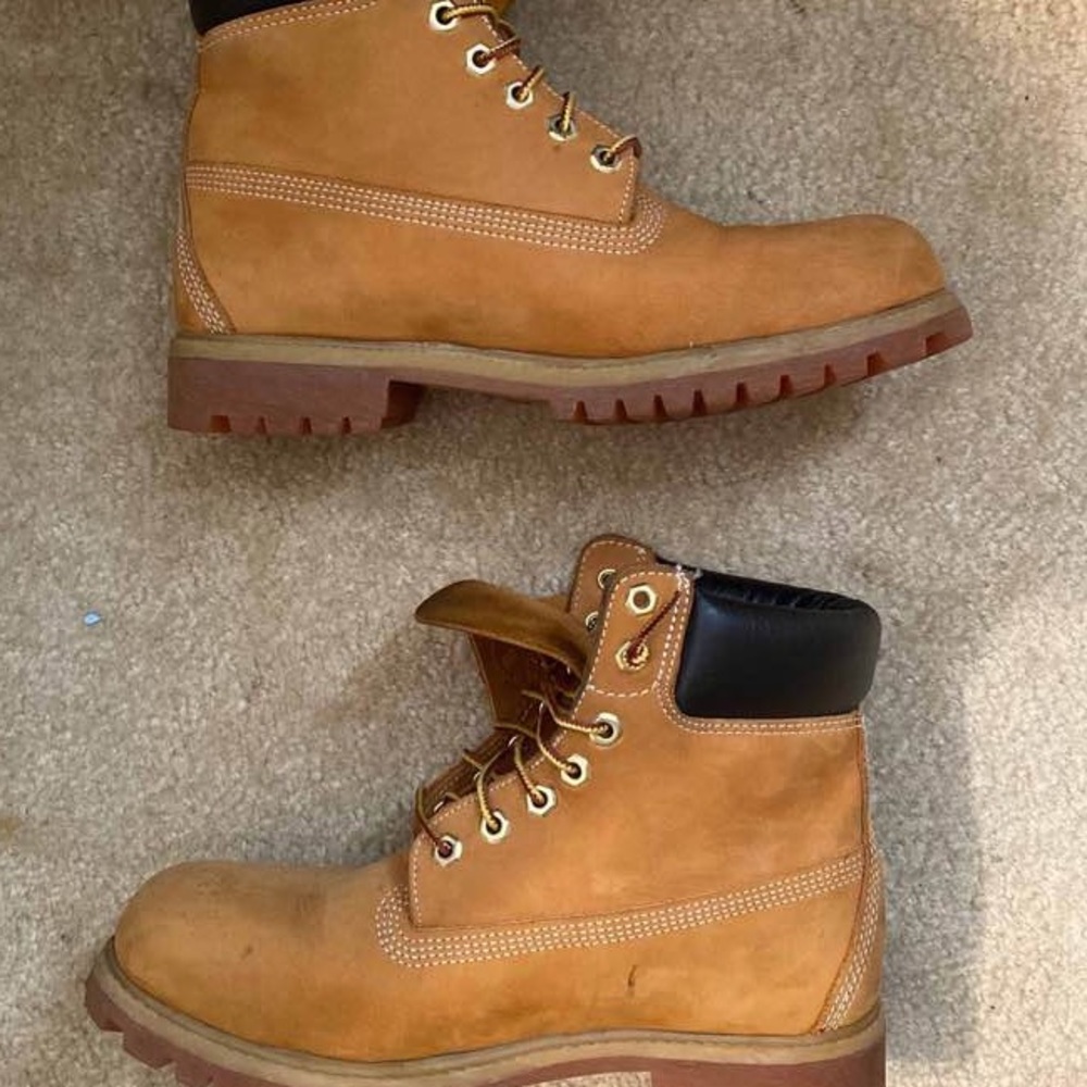 Mens timberland boots size 8